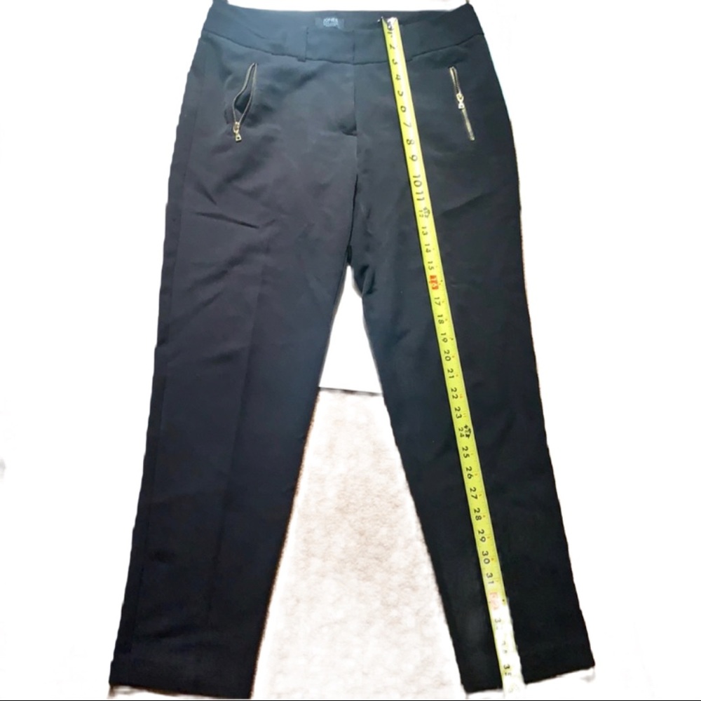 JONES NEW YORK SIGNATURE SZ 4. PREOWNED BLACK.